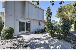 8011 SE Thiessen Rd, Milwaukie, OR 97267 - Photo 33