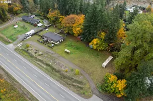 30210 N Santiam Hwy, Mill City, OR 97360 - Photo 9