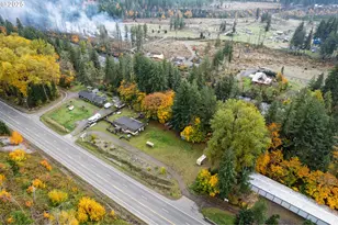 30210 N Santiam Hwy, Mill City, OR 97360 - Photo 7