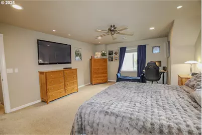 1734 NE Shale Ct, Roseburg, OR 97470 - Photo 33