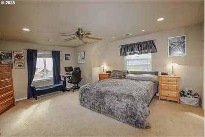 1734 NE Shale Ct, Roseburg, OR 97470 - Photo 35