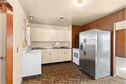1221 7th St, Umatilla, OR 97882 - Photo 7
