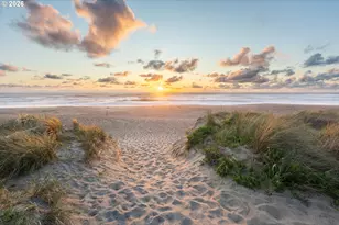 4 Fairway Ln, Gleneden Beach, OR 97388 - Photo 31