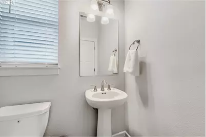 1886 N Hyssop St, Canby, OR 97013 - Photo 7