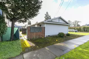 271 SW Washington, Dallas, OR 97338 - Photo 9