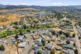 290 Adams Loop, Roseburg, OR 97471 - Photo 41