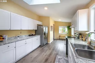 5335 Daisy St, Springfield, OR 97478 - Photo 13