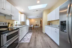 5335 Daisy St, Springfield, OR 97478 - Photo 11