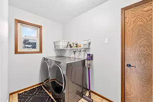 987 NE 5th Dr, Hillsboro, OR 97124 - Photo 19