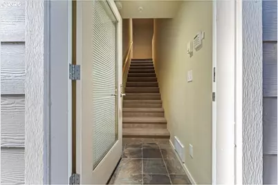 7534 N Burlington Ave, Portland, OR 97203 - Photo 5