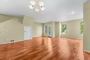 7534 N Burlington Ave, Portland, OR 97203 - Photo 13