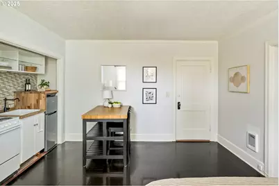 20 NW 16th Ave #404, Portland, OR 97209 - Photo 7