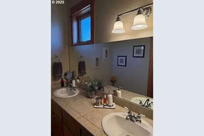 11122 Bunk House Ln, Redmond, OR 97756 - Photo 19