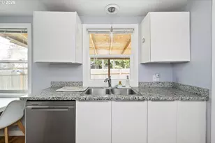 7803 SE Henderson St, Portland, OR 97206 - Photo 19