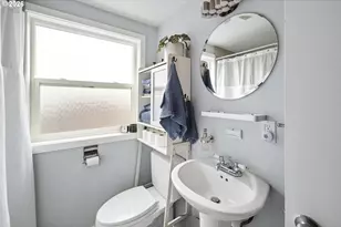 7803 SE Henderson St, Portland, OR 97206 - Photo 33