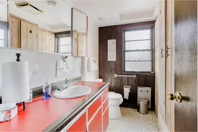 2020 NE 102nd Ave, Portland, OR 97220 - Photo 21