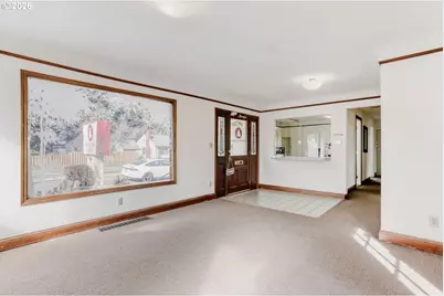 2020 NE 102nd Ave, Portland, OR 97220 - Photo 3