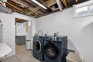 1638 SW Upland Dr, Portland, OR 97221 - Photo 31