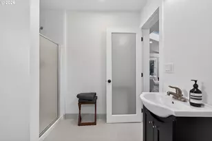 1638 SW Upland Dr, Portland, OR 97221 - Photo 41