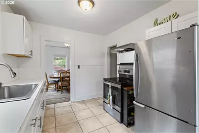 985 Madison St NE, Salem, OR 97301 - Photo 9