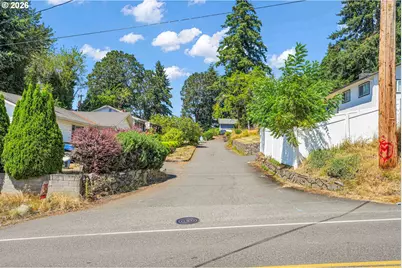 1022 NE 68th St, Vancouver, WA 98665 - Photo 7