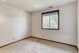 1811 NE 56th Ave, Hillsboro, OR 97124 - Photo 21