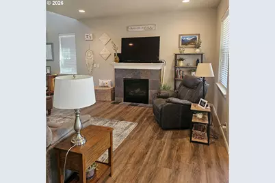 5564 Lancelot Way, Eugene, OR 97402 - Photo 5