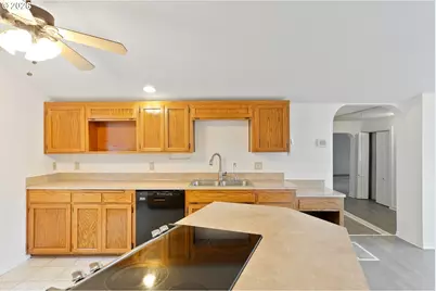 3070 Troth Ct SE, Salem, OR 97302 - Photo 7