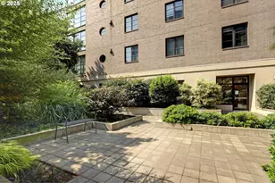 1030 NW Johnson St, Portland, OR 97209 - Photo 41