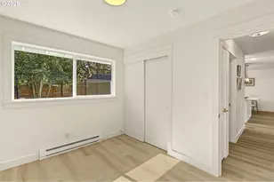 12914 NE Halsey St, Portland, OR 97230 - Photo 15