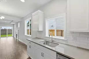 1552 NW Tracy St, McMinnville, OR 97128 - Photo 11