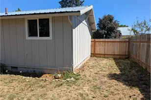 1115 Thayer Ave, Cottage Grove, OR 97424 - Photo 27