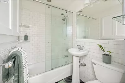 3715 SE Lexington St, Portland, OR 97202 - Photo 21