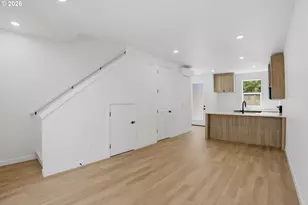 6185 N Albina Ave, Portland, OR 97217 - Photo 3