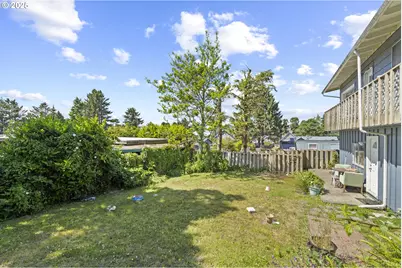 675 SE Keel Ave, Lincoln City, OR 97367 - Photo 13
