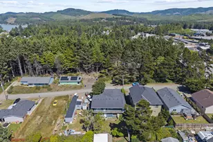 675 SE Keel Ave, Lincoln City, OR 97367 - Photo 19