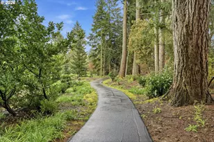 15104 NE Brazee St, Portland, OR 97230 - Photo 33