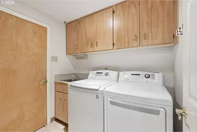 15104 NE Brazee St, Portland, OR 97230 - Photo 25