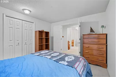 15104 NE Brazee St, Portland, OR 97230 - Photo 21