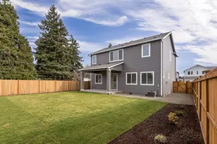 15201 S E Towers Ter, Milwaukie, OR 97267 - Photo 3