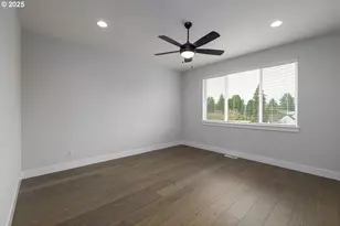 15201 S E Towers Ter, Milwaukie, OR 97267 - Photo 27