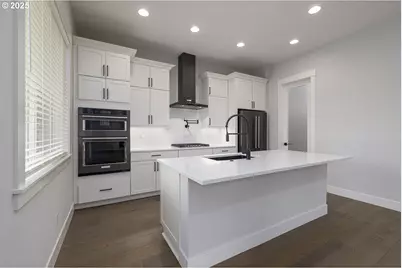 15201 SE Towers Ter, Milwaukie, OR 97267 - Photo 11