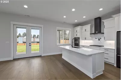 15201 SE Towers Ter, Milwaukie, OR 97267 - Photo 9