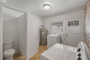 815 Church St, Woodburn, OR 97071 - Photo 25