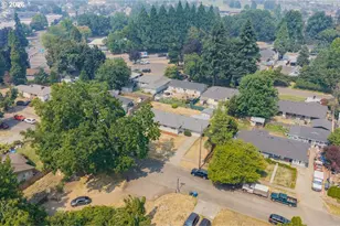 815 Church St, Woodburn, OR 97071 - Photo 41