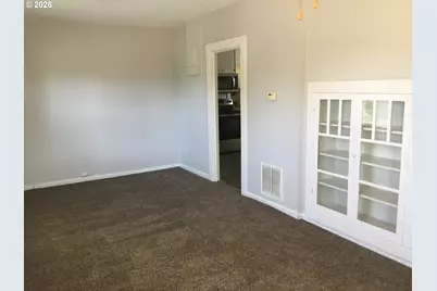 1224 NE 60th Ave, Portland, OR 97213 - Photo 5