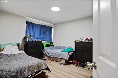 1002 Cedar St, Kalama, WA 98625 - Photo 11