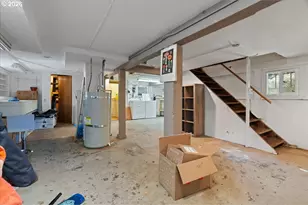 2616 SE Pine St, Portland, OR 97214 - Photo 15