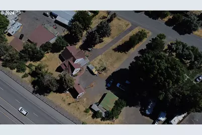 3504 W 2nd St, The Dalles, OR 97058 - Photo 9