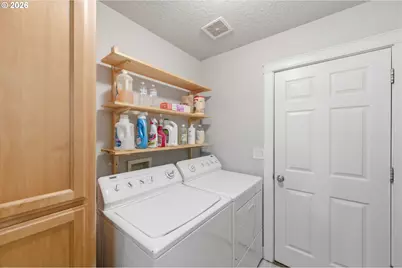 132 NW Howard Ln, Dallas, OR 97338 - Photo 29